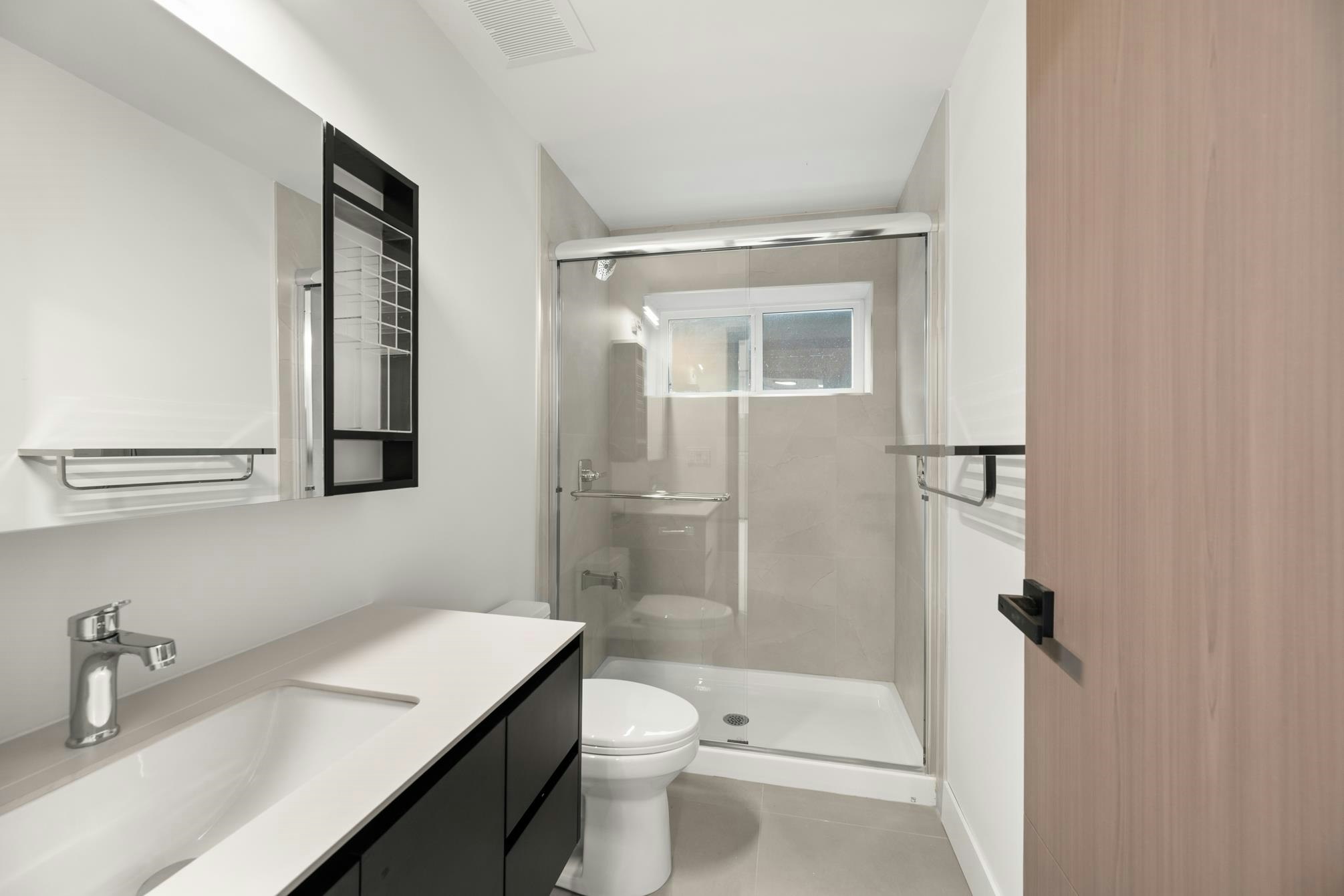 10023 173a Street, Surrey, BC, V4N 4L2 - 33