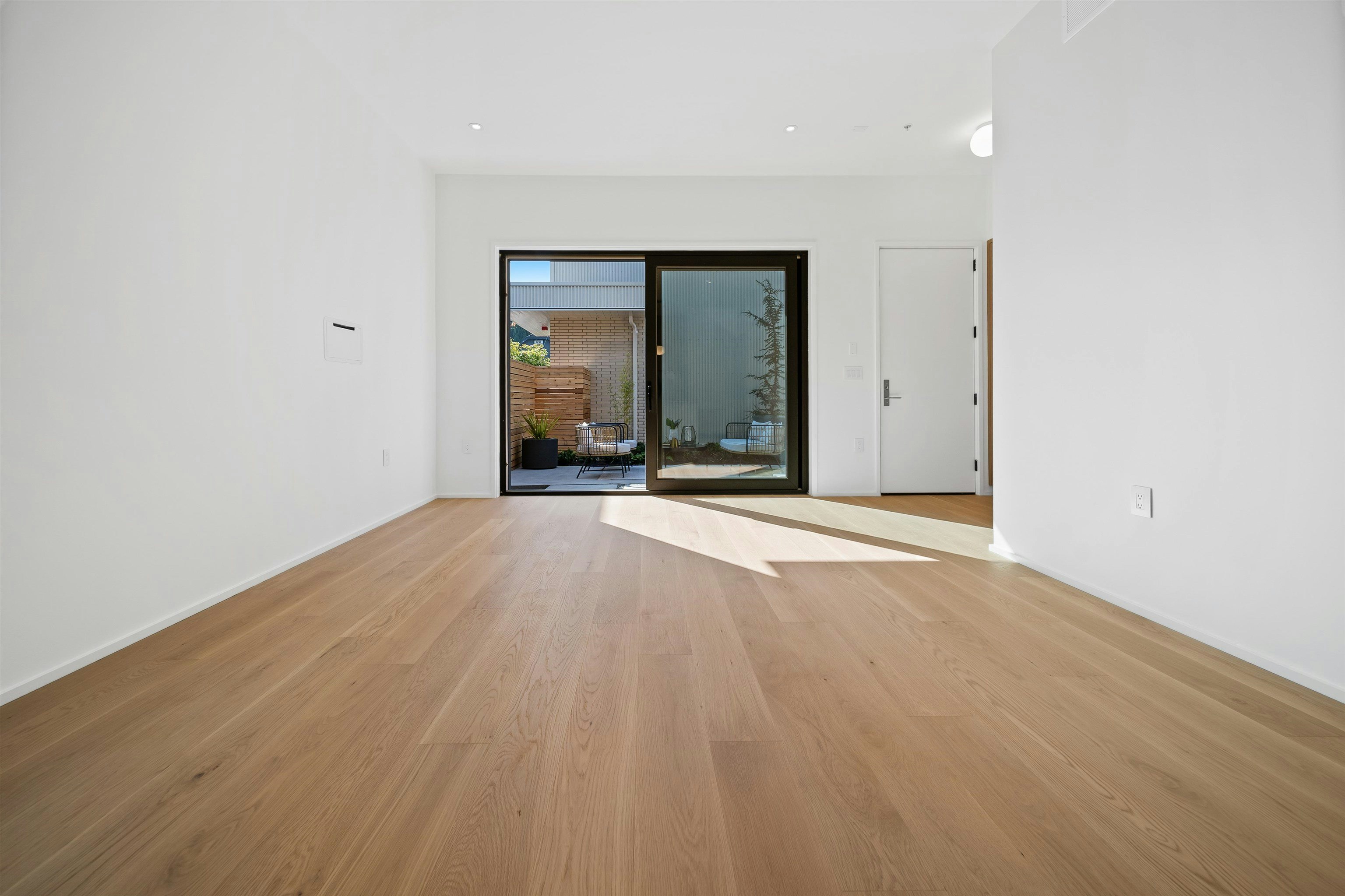 3-164 E 38th Avenue, Vancouver, BC, V5W 1H1 - 16