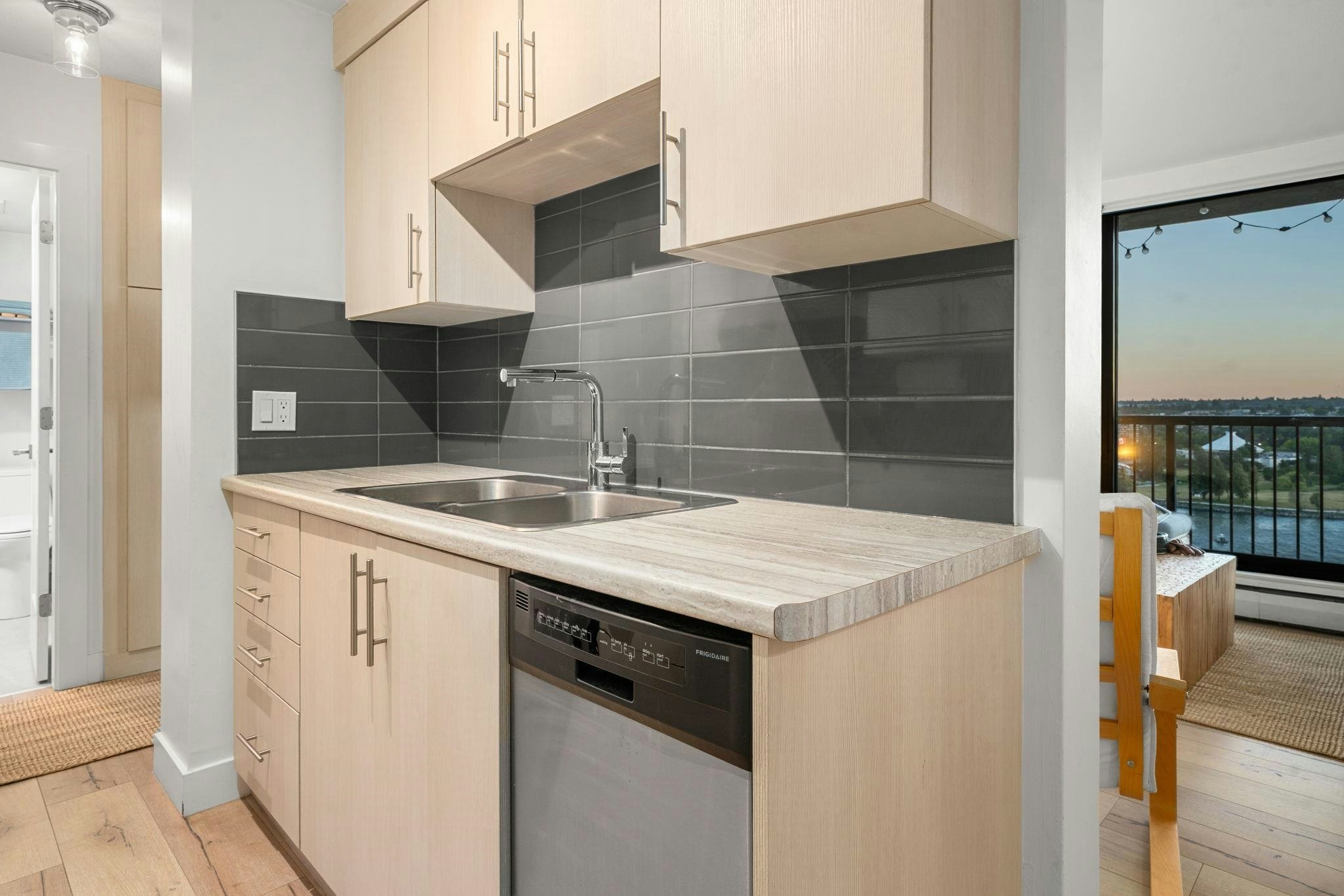 1207-1330 Harwood Street, Vancouver, BC, V6E 1S8 - 7