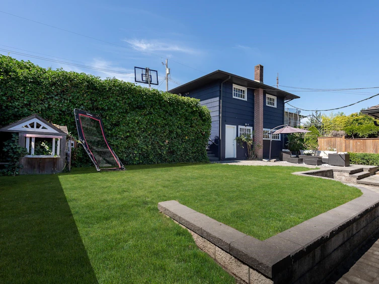 205 E Durham Street, New Westminster, BC, V3L 4J2 - 35