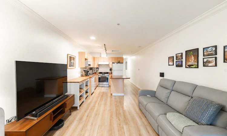 406-5629 Dunbar Street