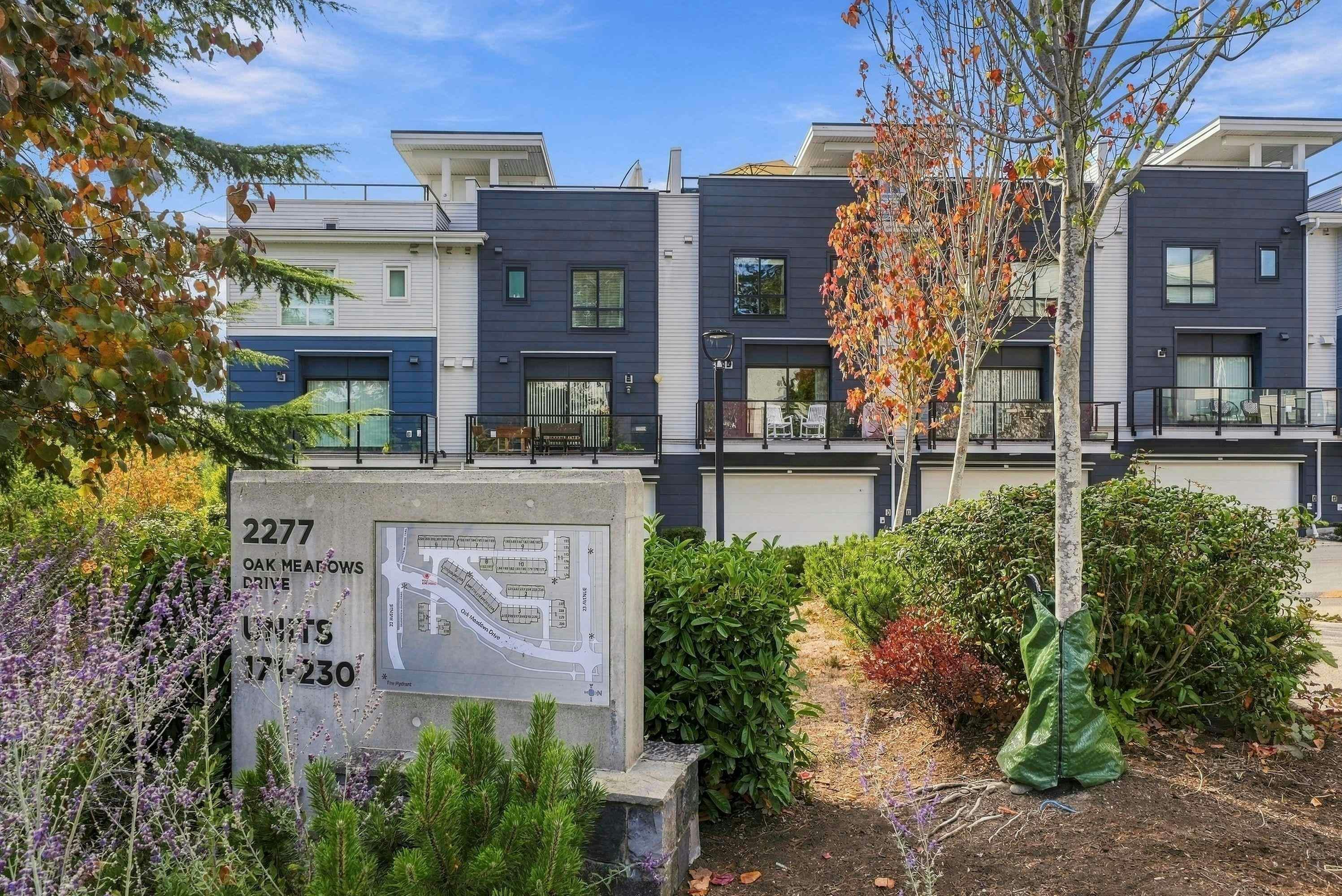 202-2277 Oak Meadows Drive, Surrey, BC, V3Z 0W6