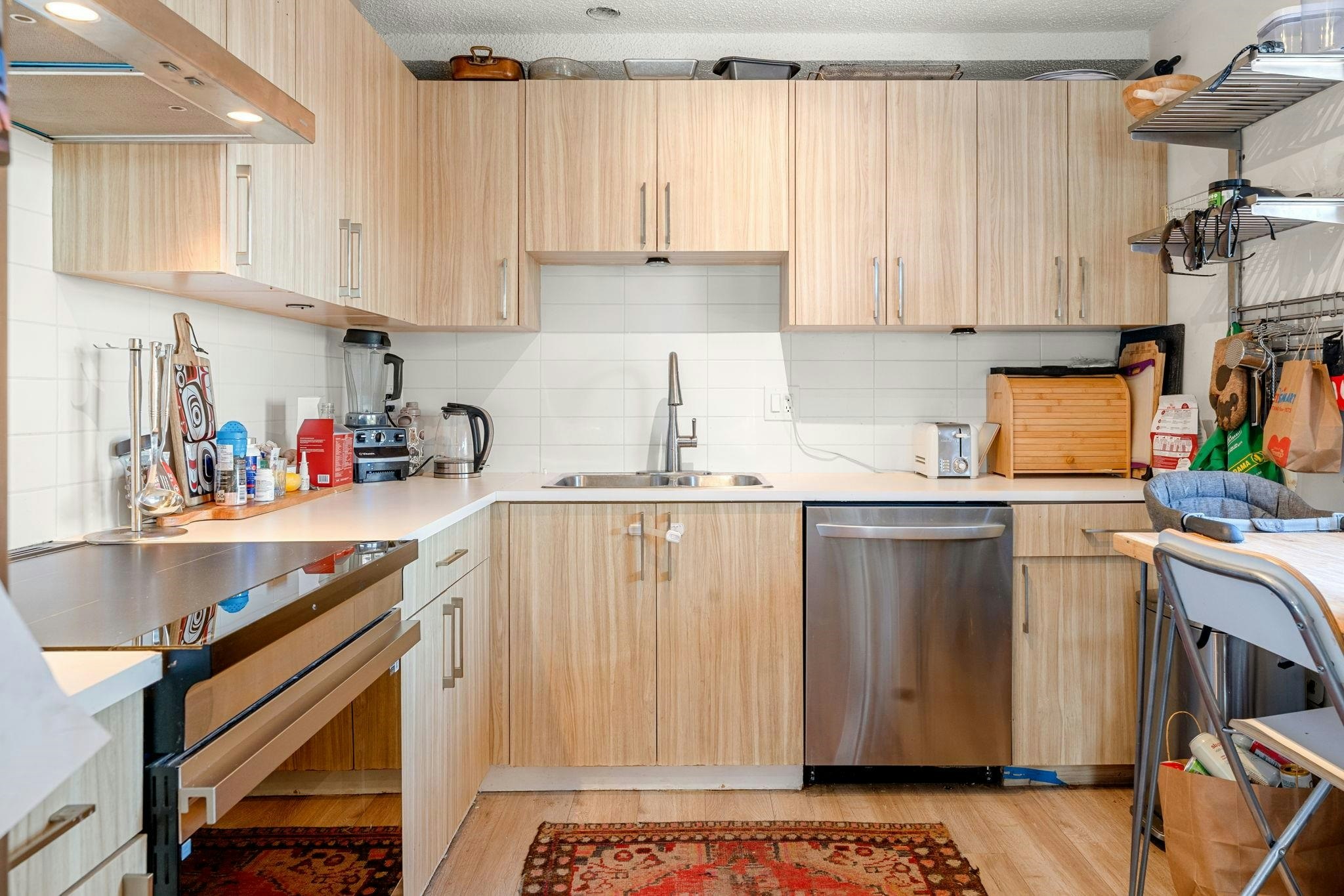 140-142 St. Patricks Avenue, North Vancouver, BC, V7L 3N2 - 7