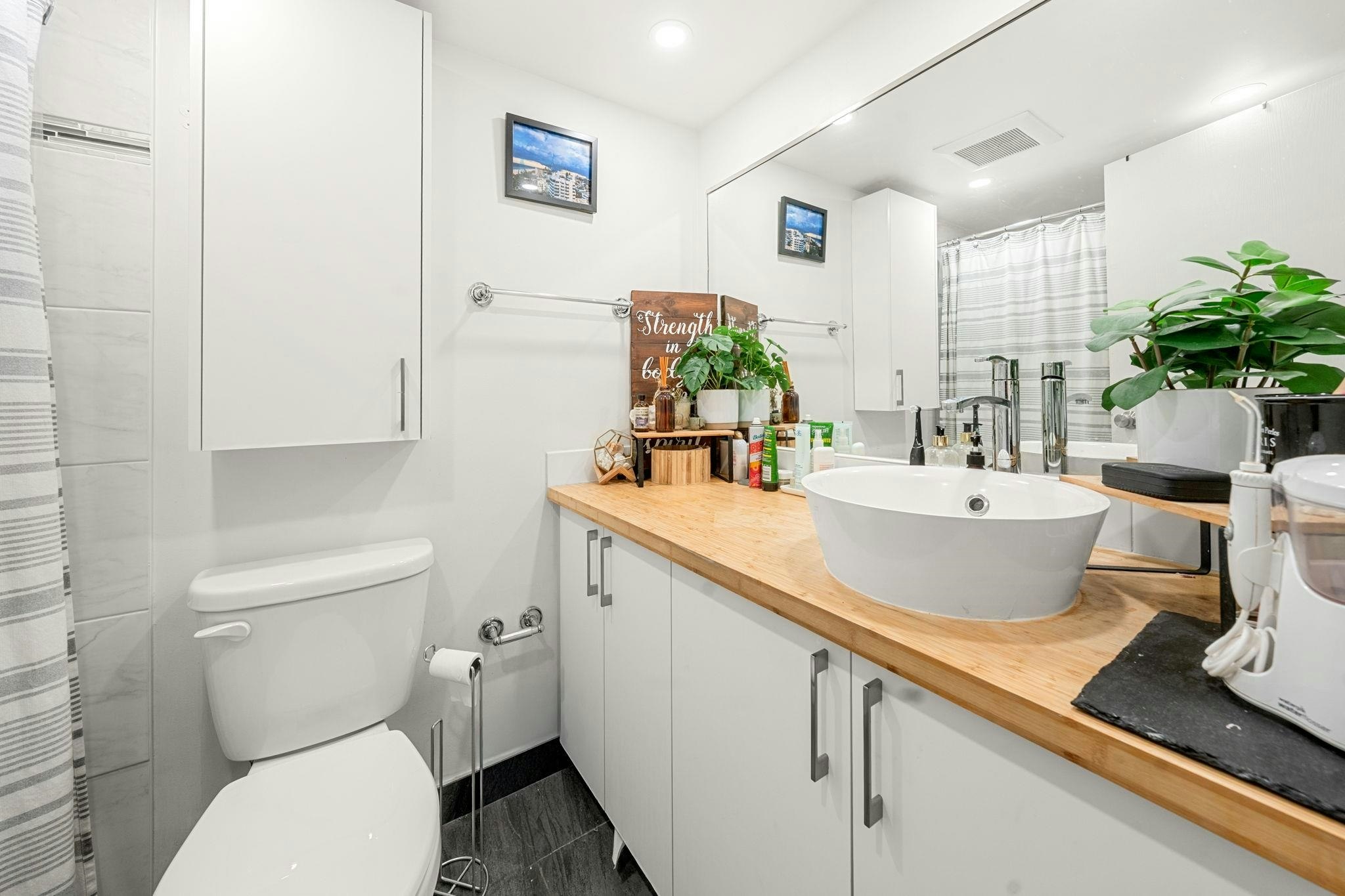 140-142 St. Patricks Avenue, North Vancouver, BC, V7L 3N2 - 12