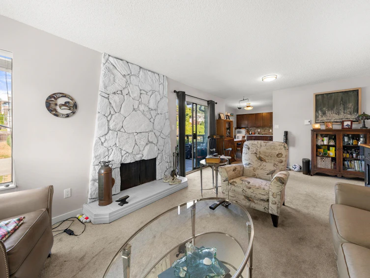 140-142 St. Patricks Avenue, North Vancouver, BC, V7L 3N2 - 14