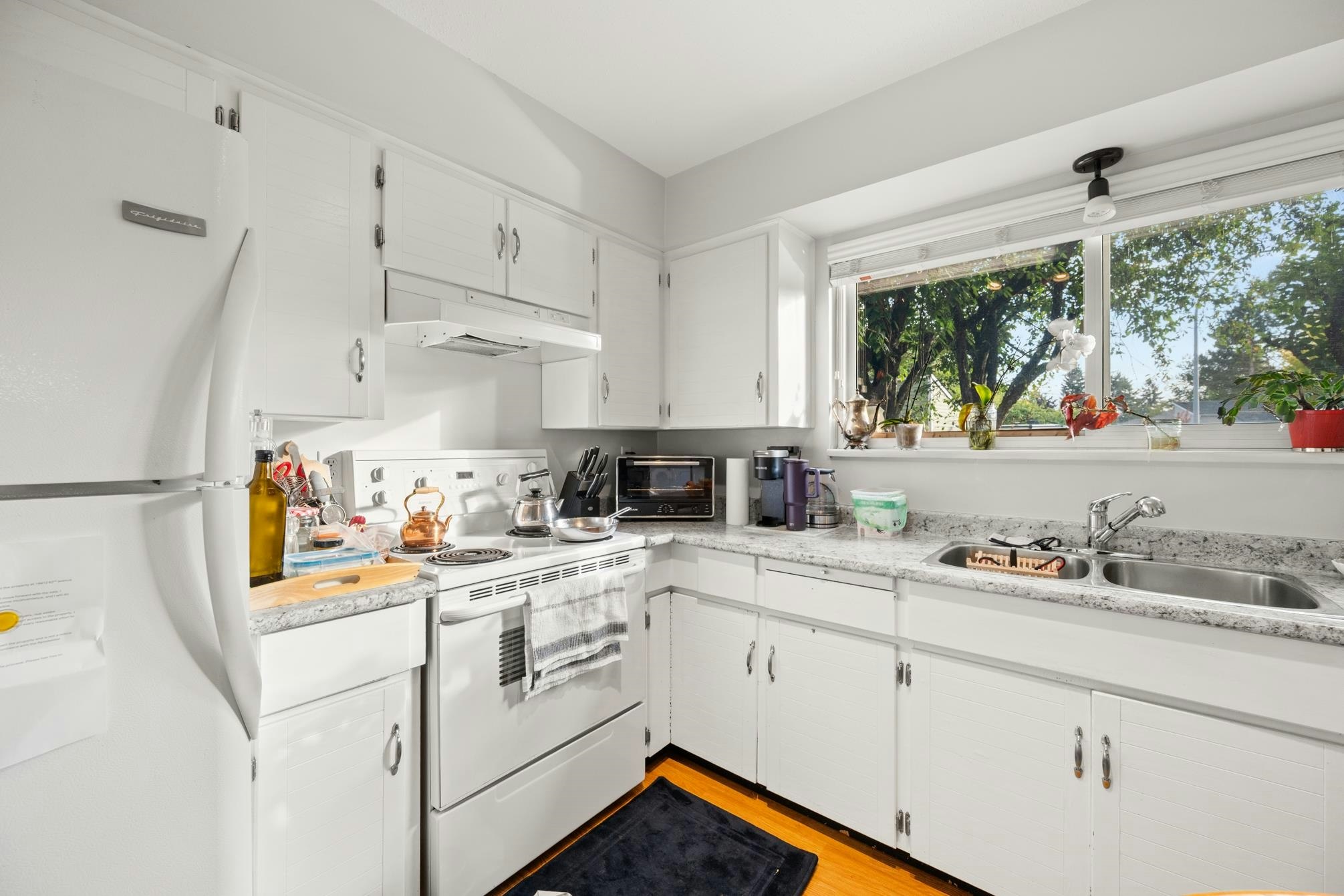 19412 62 Avenue, Surrey, BC, V3S 7L4 - 16