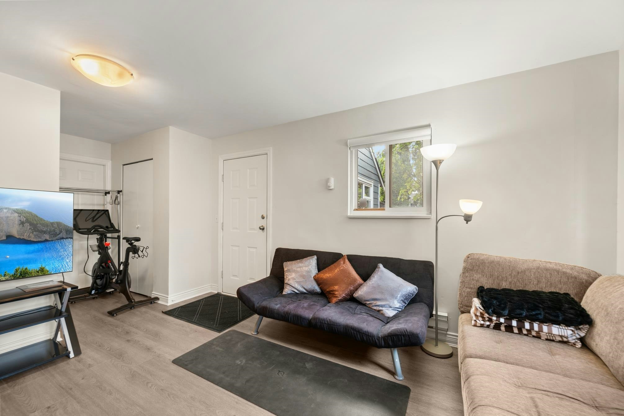 19412 62 Avenue, Surrey, BC, V3S 7L4 - 11