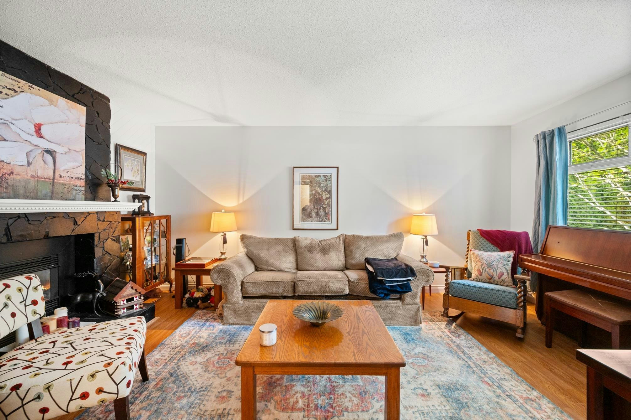 19412 62 Avenue, Surrey, BC, V3S 7L4 - 2