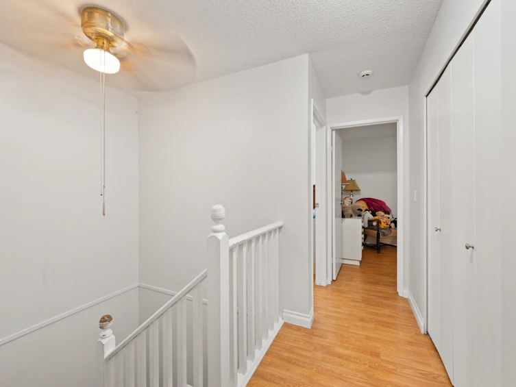 19412 62 Avenue, Surrey, BC, V3S 7L4 - 19