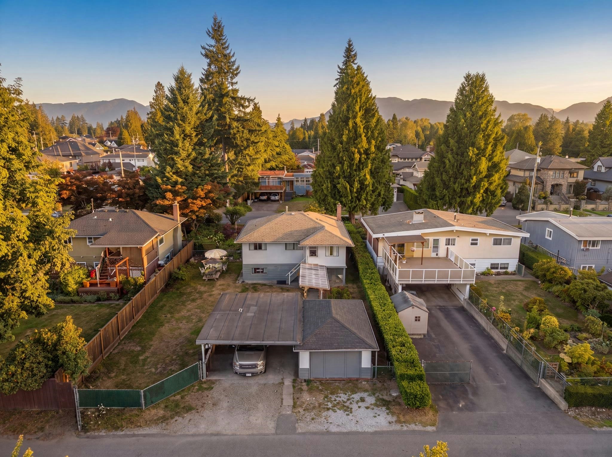 1110 Cottonwood Avenue, Coquitlam, BC, V3J 2T3 - 9