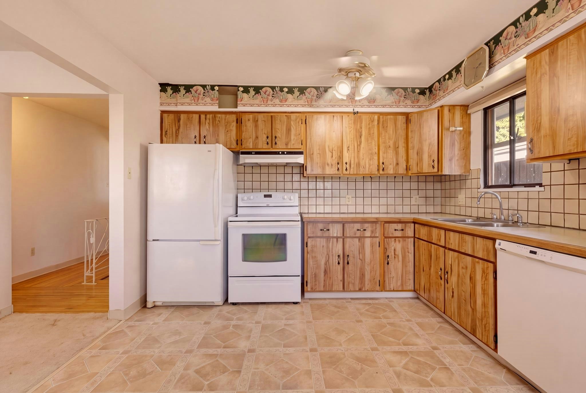 1110 Cottonwood Avenue, Coquitlam, BC, V3J 2T3 - 23