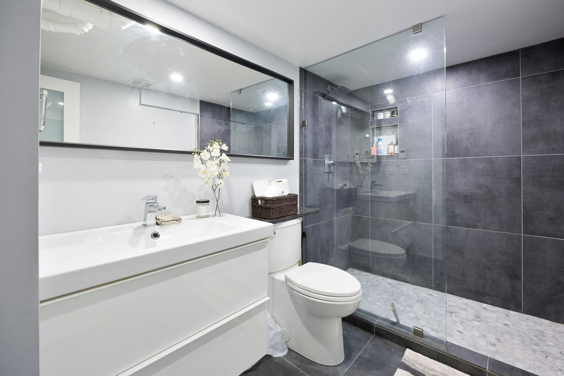 524 Second Street, New Westminster, BC, V3L 2M3 - 32