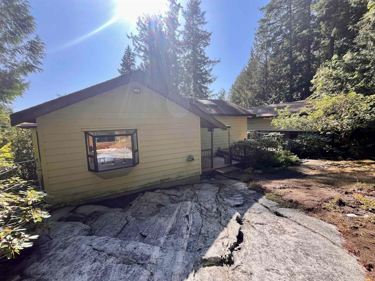 4665 Sinclair Bay Road, Pender Harbour Egmont, BC, V0N 1S1 - 19