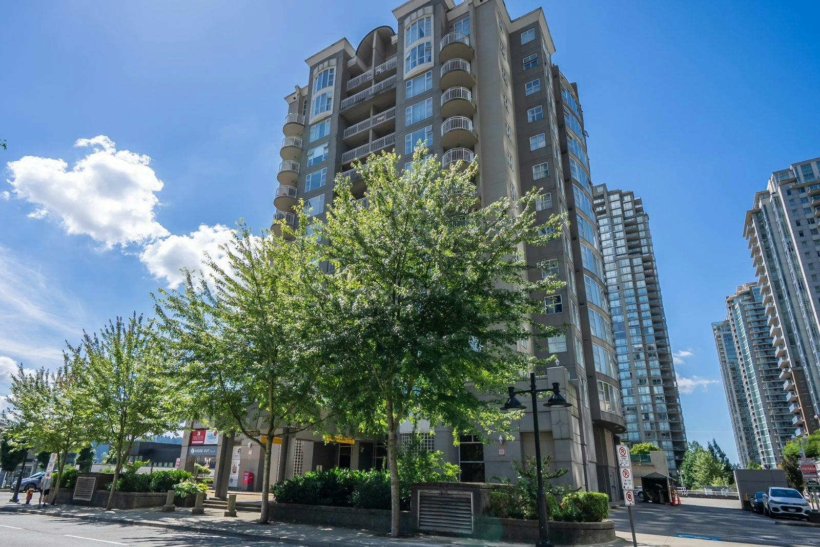 206-1180 Pinetree Way, Coquitlam, BC, V3B 7L2