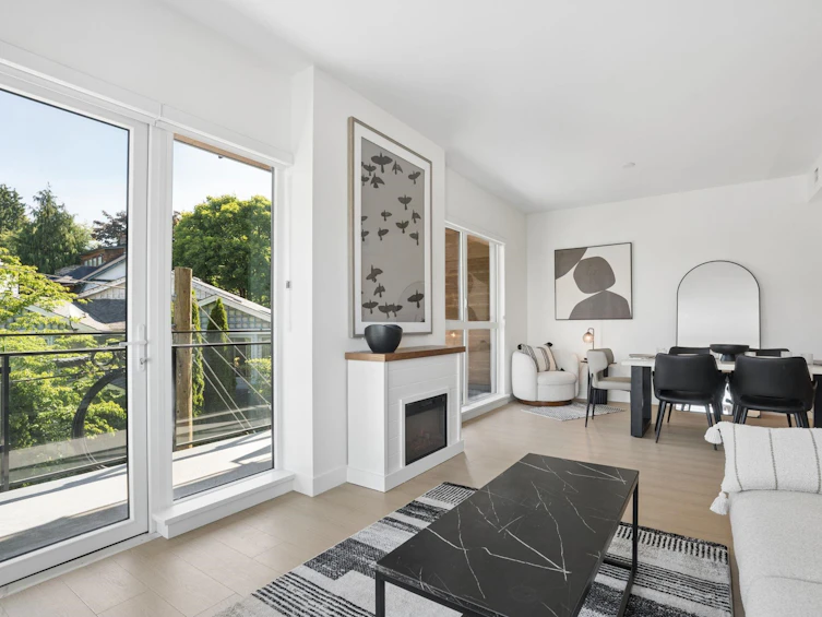 321-422 E 3rd Street, North Vancouver, BC, V7L 0K1 - 4