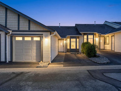 102-9012 Walnut Grove Drive - 2