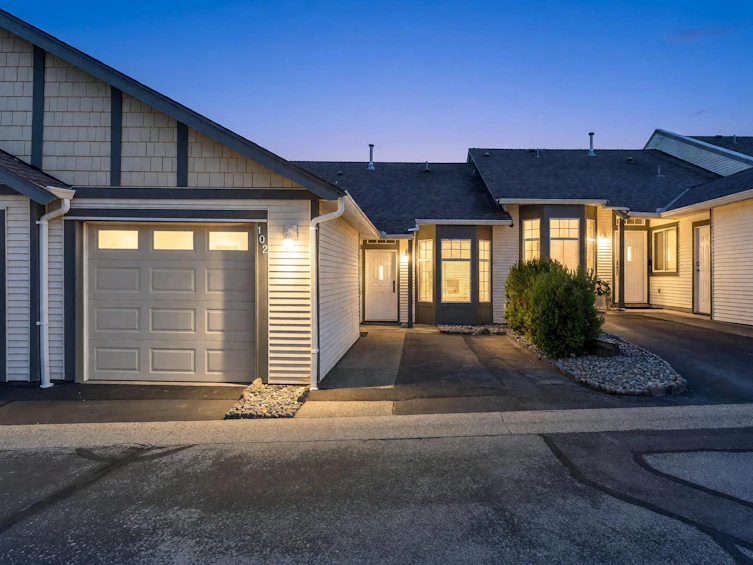 102-9012 Walnut Grove Drive, Langley, BC, V1M 2K3 - 2