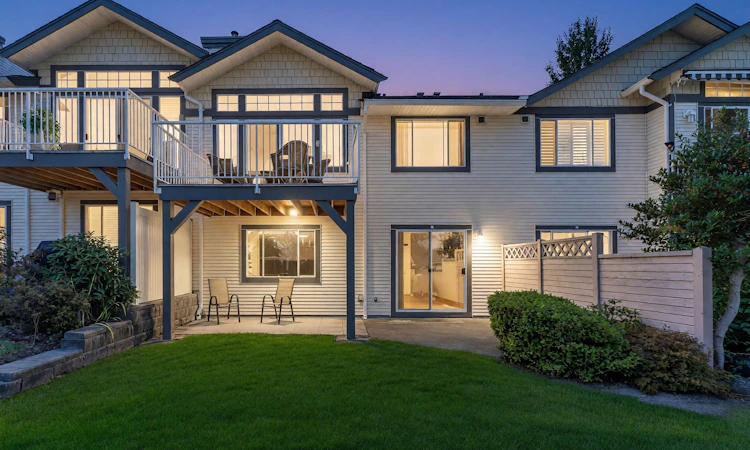 102-9012 Walnut Grove Drive