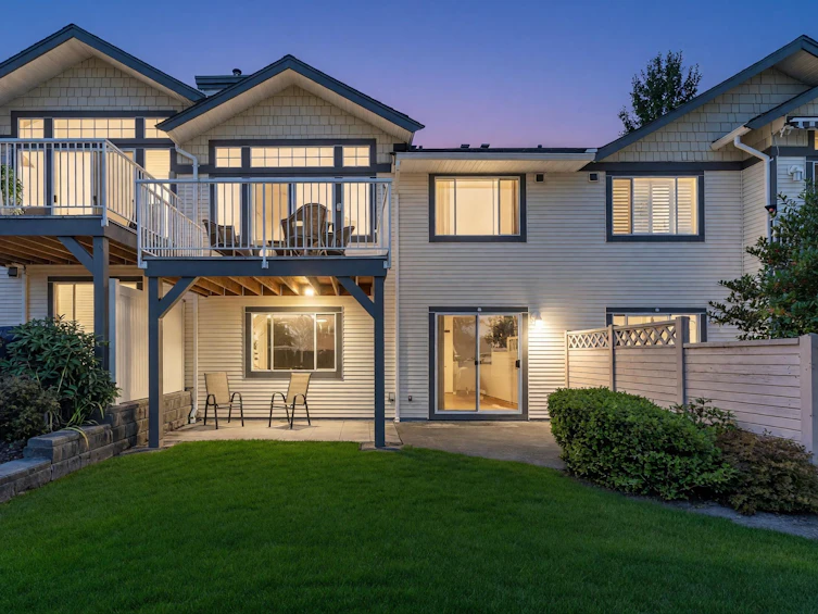 102-9012 Walnut Grove Drive, Langley, BC, V1M 2K3