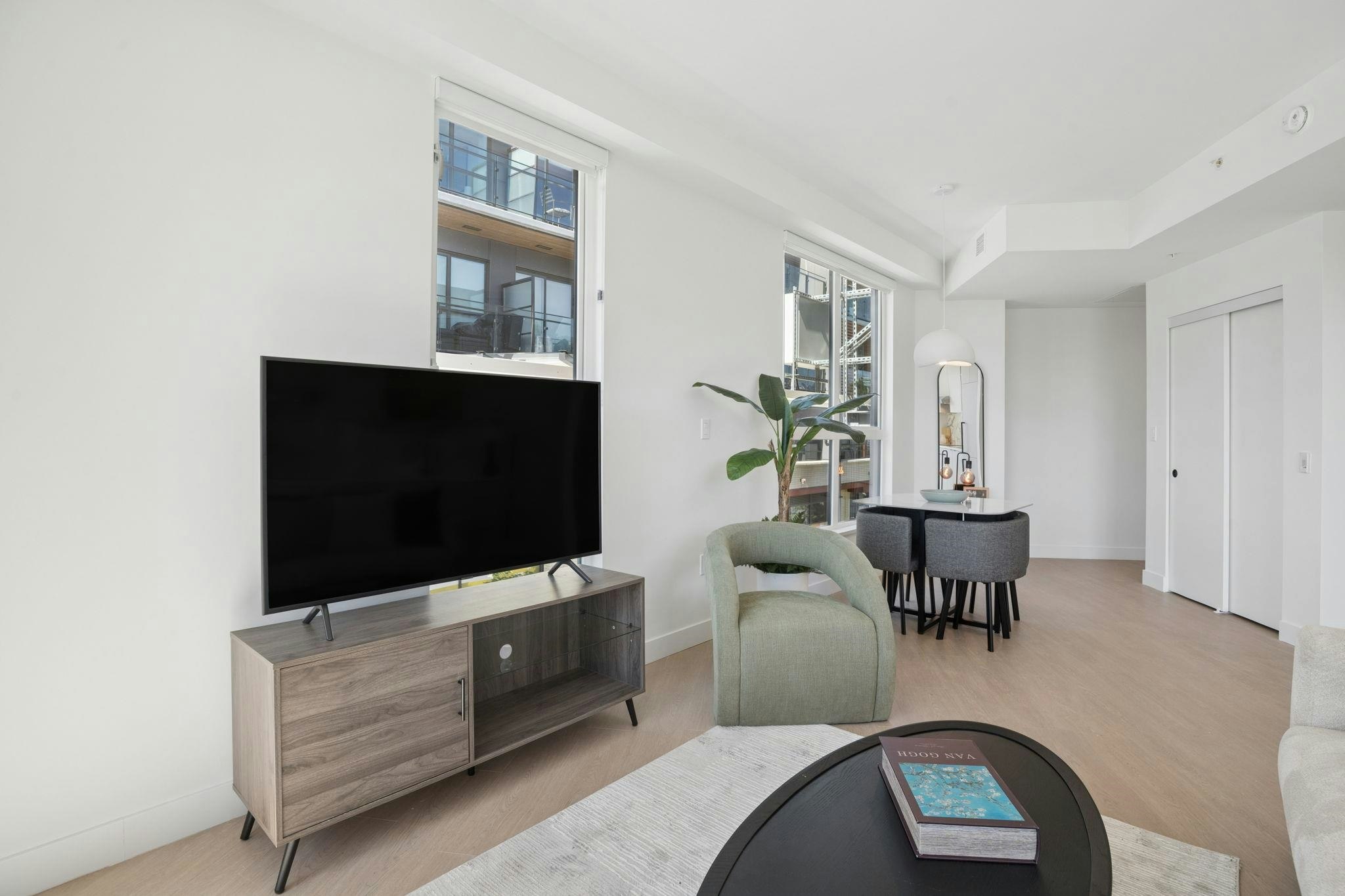 204-333 St. Davids Avenue, North Vancouver, BC, V7L 3N7 - 7