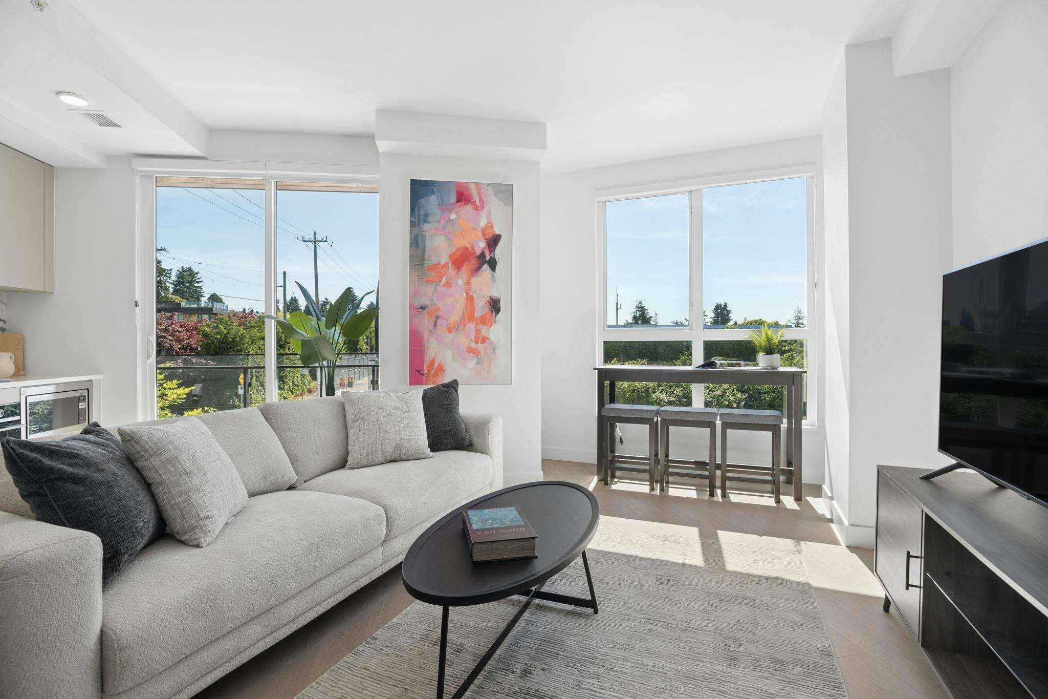 204-333 St. Davids Avenue, North Vancouver, BC, V7L 3N7 - 3