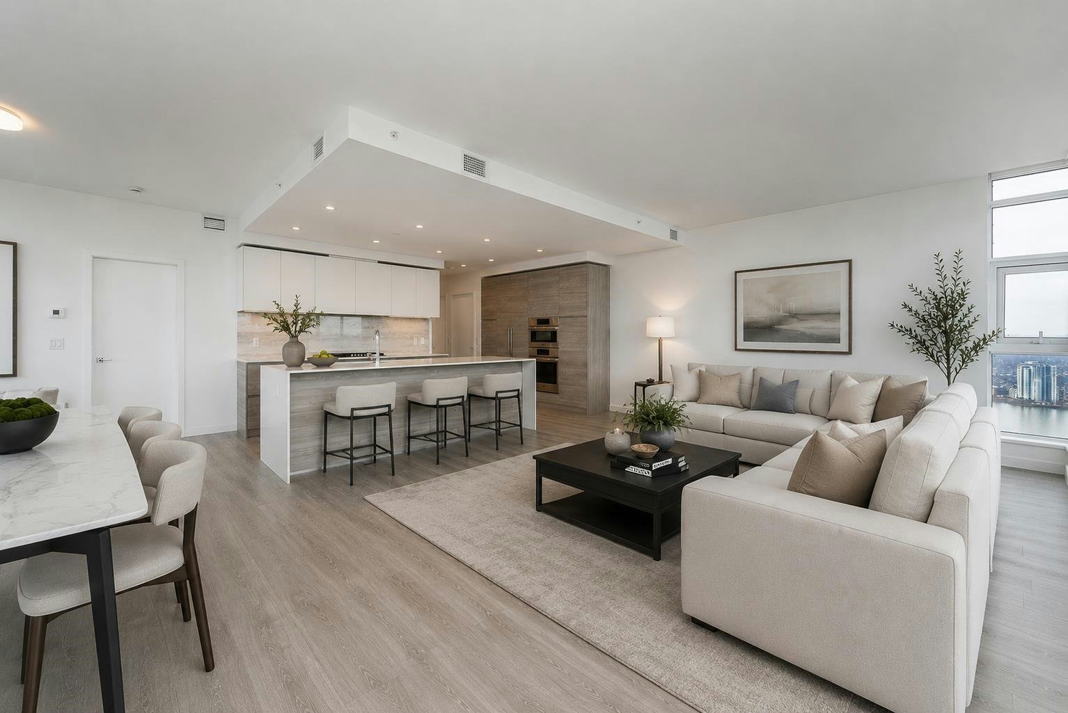 3602-660 Quayside Drive - 4