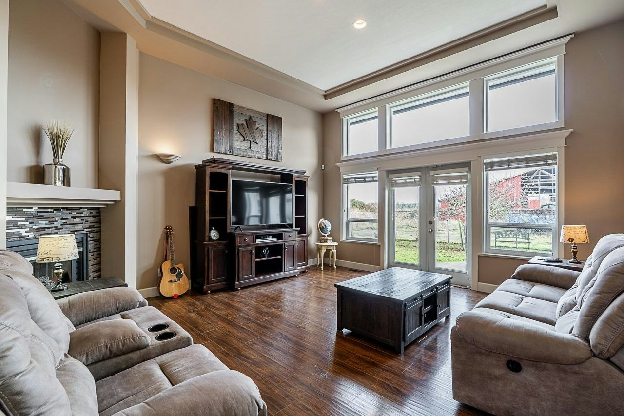 174 176 Street, Surrey, BC, V3S 9S4 - 9