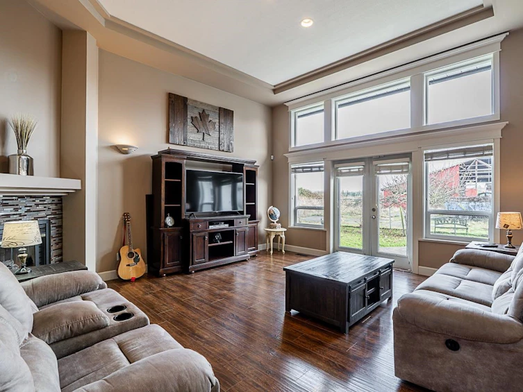174 176 Street, Surrey, BC, V3S 9S4 - 9