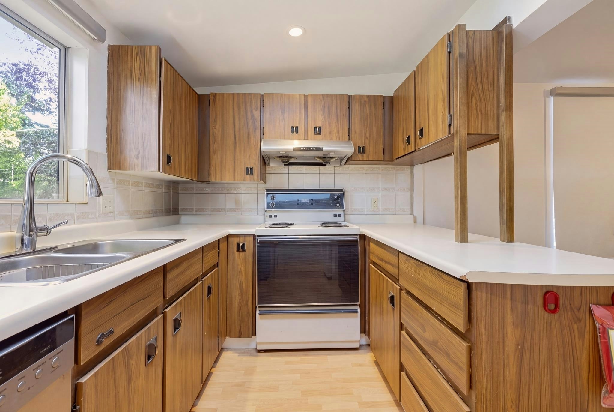 441 E 28th Avenue, Vancouver, BC, V5V 2N2 - 7