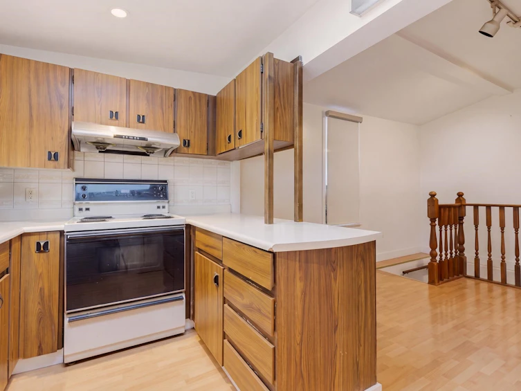 441 E 28th Avenue, Vancouver, BC, V5V 2N2 - 8