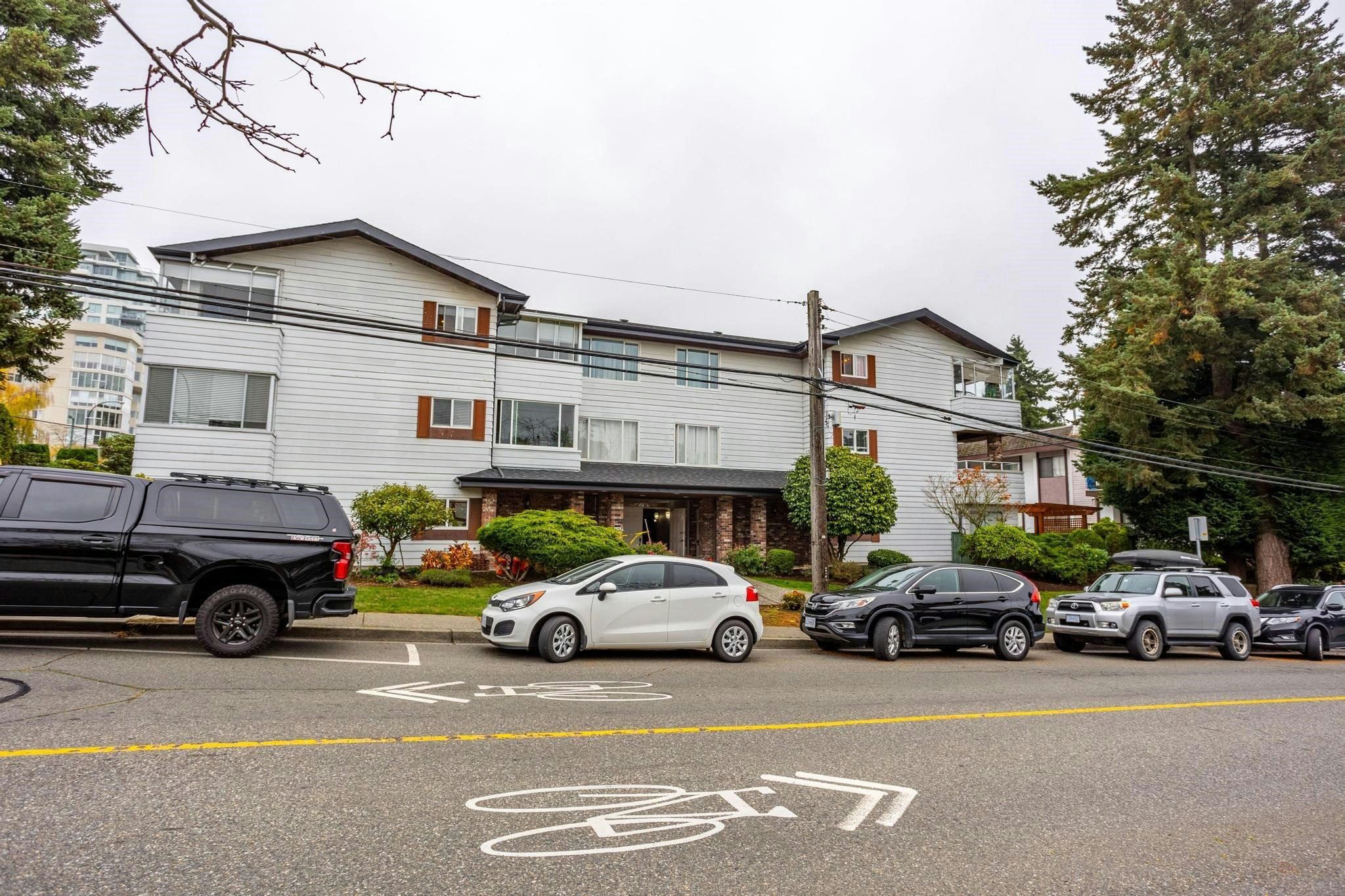 301-1390 Martin Street, Surrey, BC, V4B 3W5