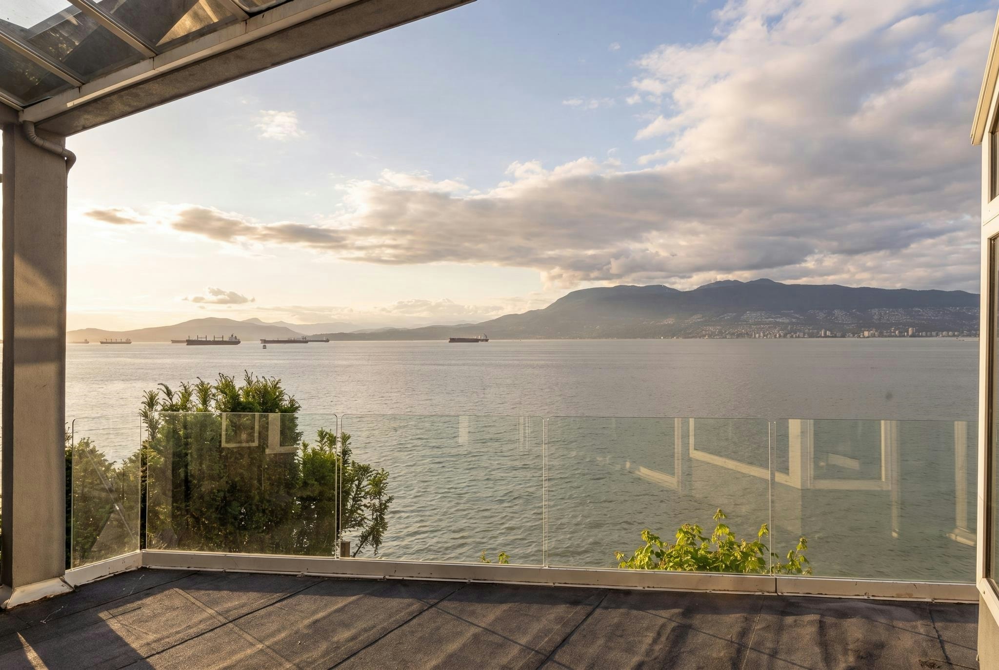 2711 Point Grey Road - 4