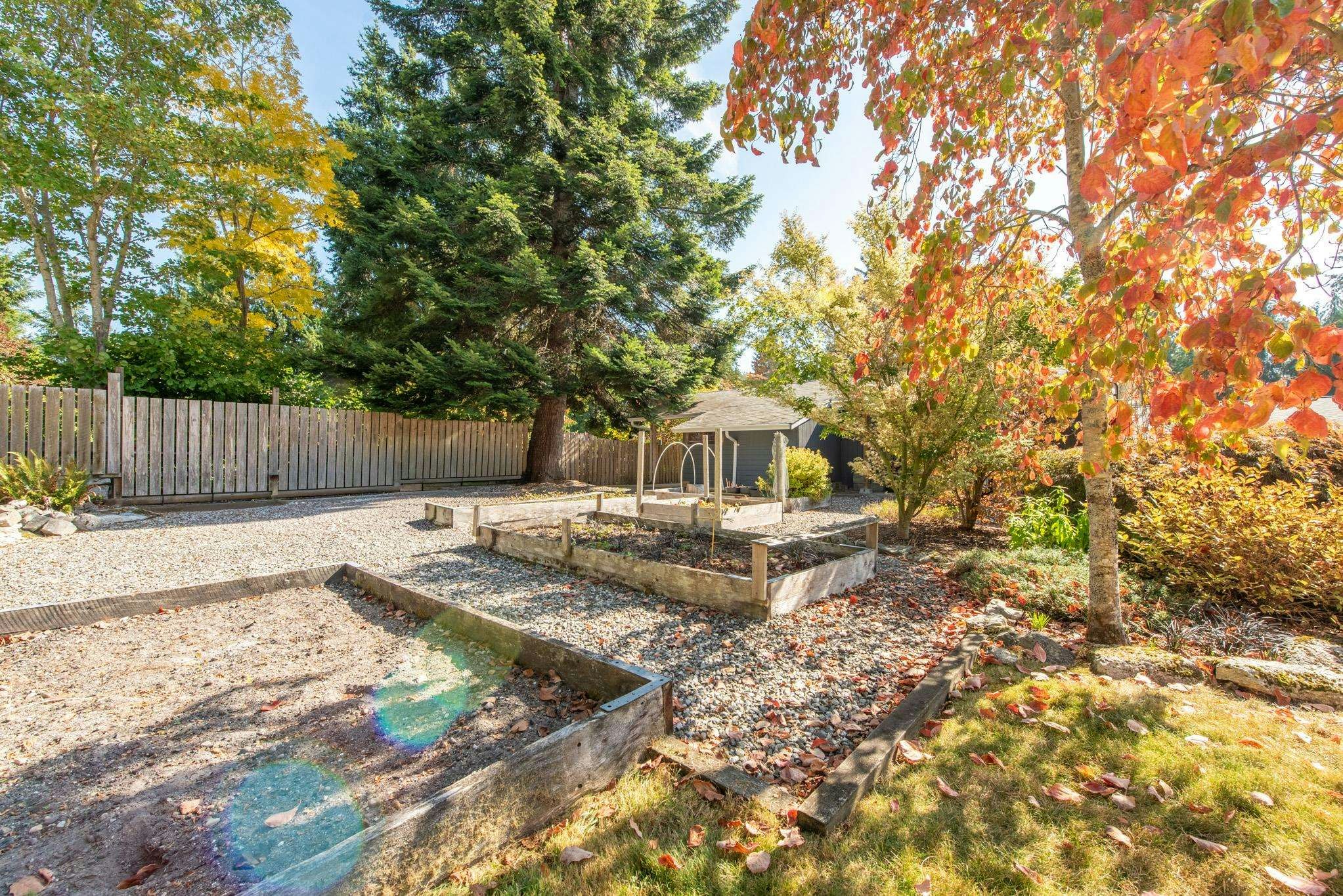 4144 Browning Road, Roberts Creek, BC, V7Z 0A2 - 32
