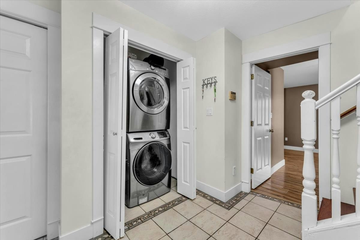 11698 206a Street, Maple Ridge, BC, V2X 0X8 - 24