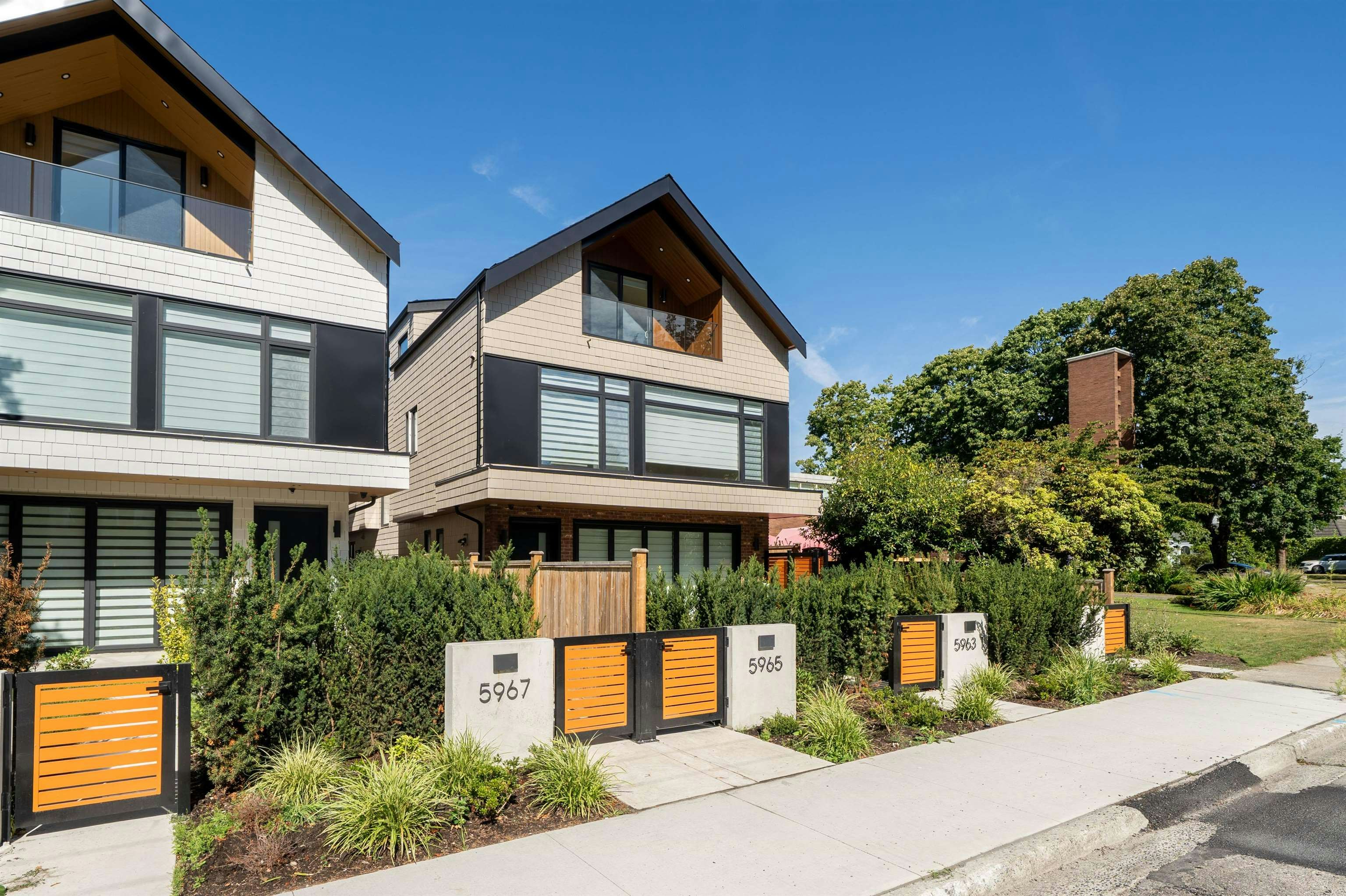 2-5963 Granville Street, Vancouver, BC, V6M 3C9