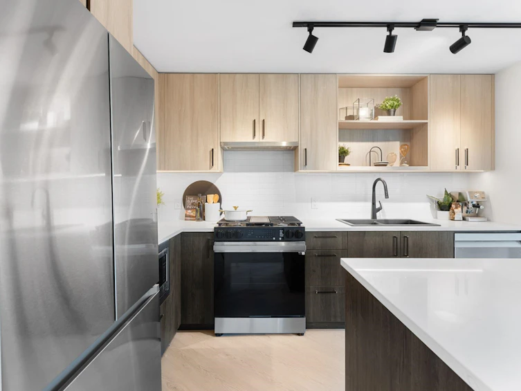 PH604-1100 Clarke Road, Port Moody, BC, V3H 0N3 - 12