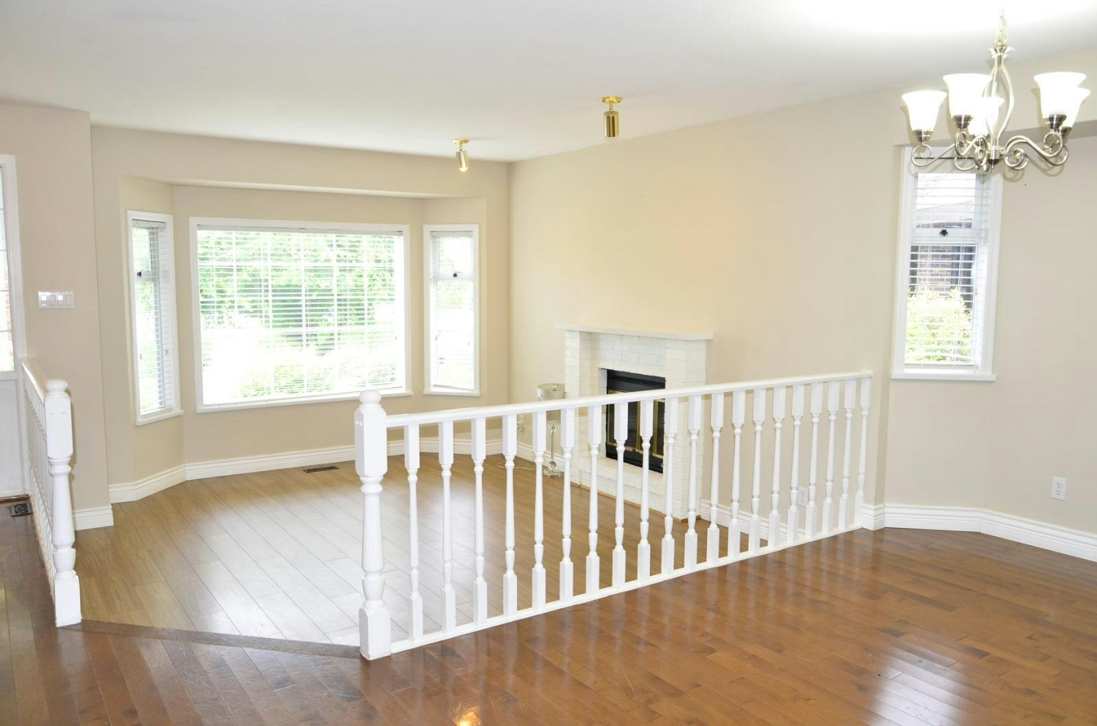 14645 18 Avenue - 4