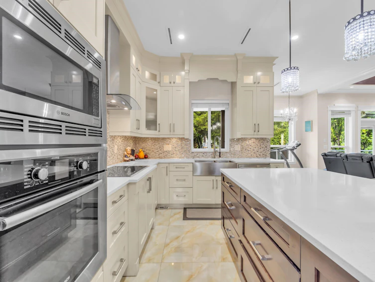 8245 144a Street, Surrey, BC, V3S 2X9 - 10