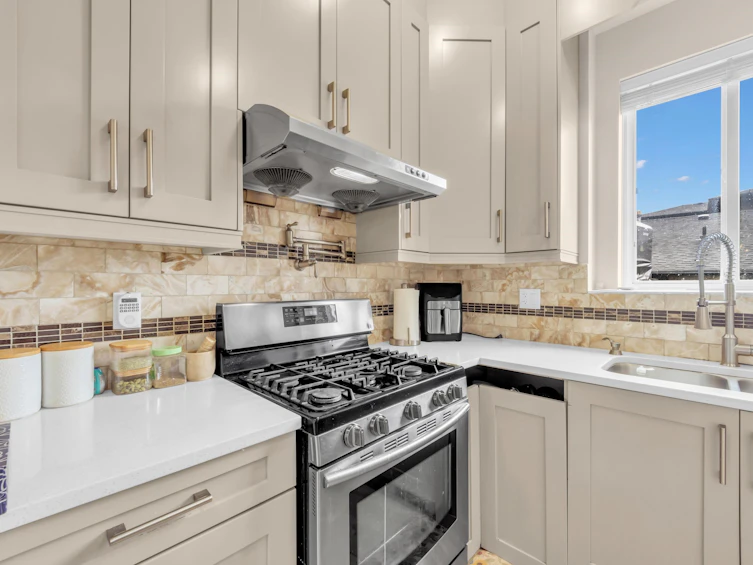 8245 144a Street, Surrey, BC, V3S 2X9 - 9