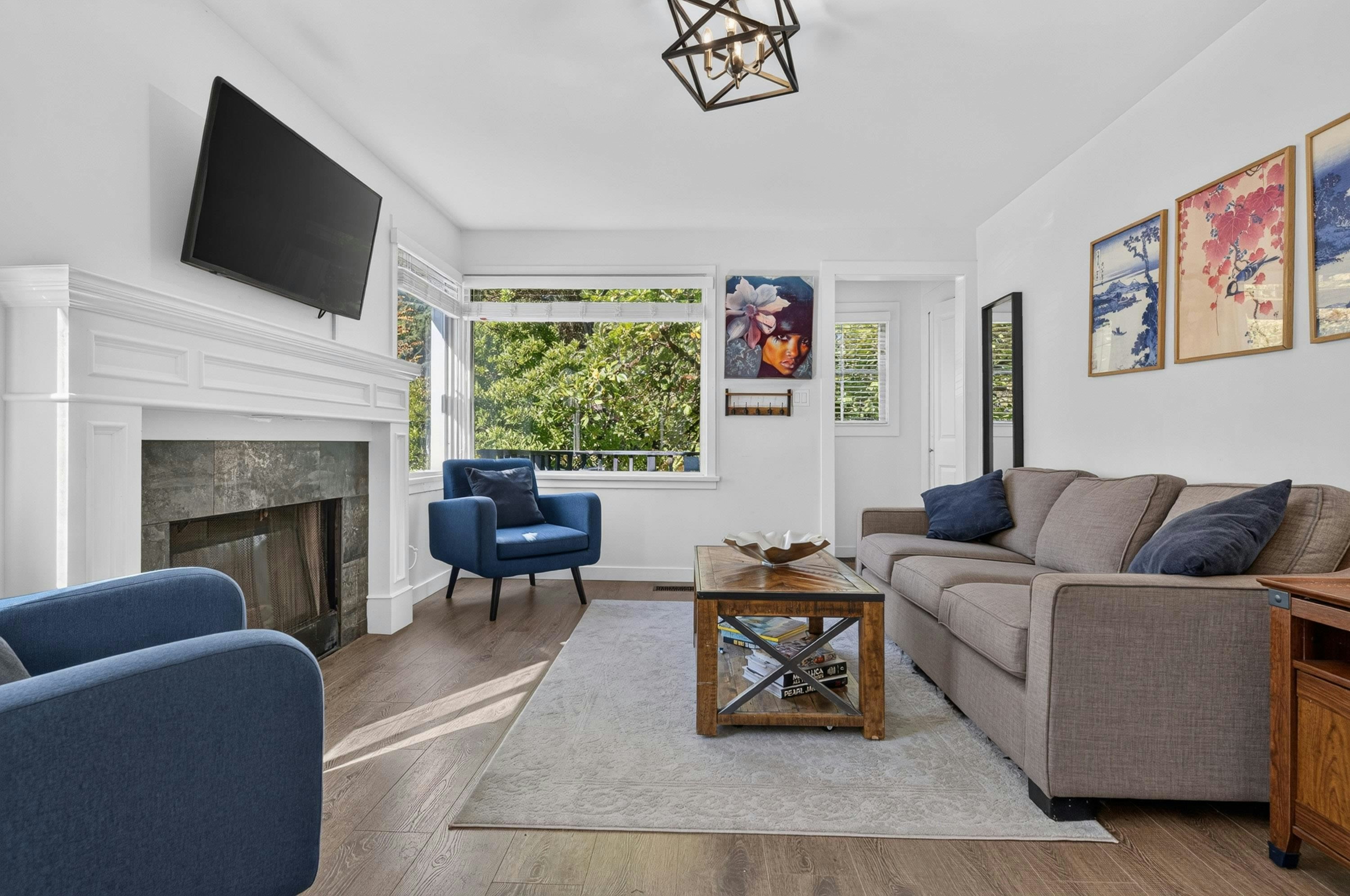 2218 E 11th Avenue - 5