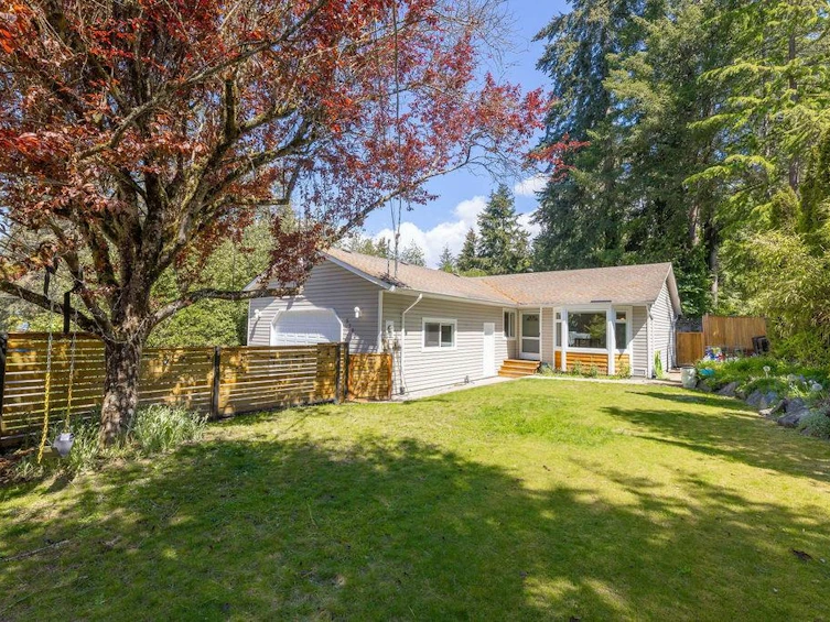 5700 Trident Avenue, Sechelt, BC, V0N 3A0 - 30