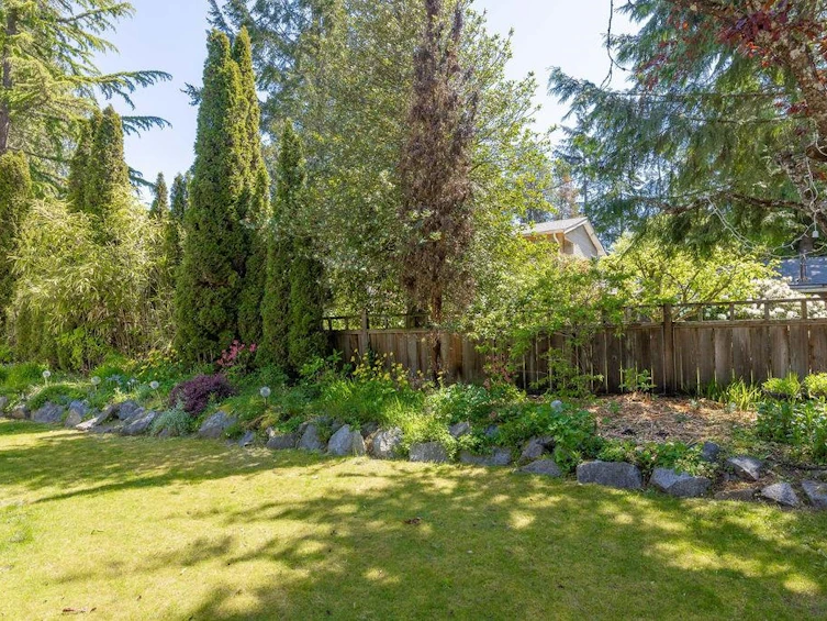 5700 Trident Avenue, Sechelt, BC, V0N 3A0 - 32