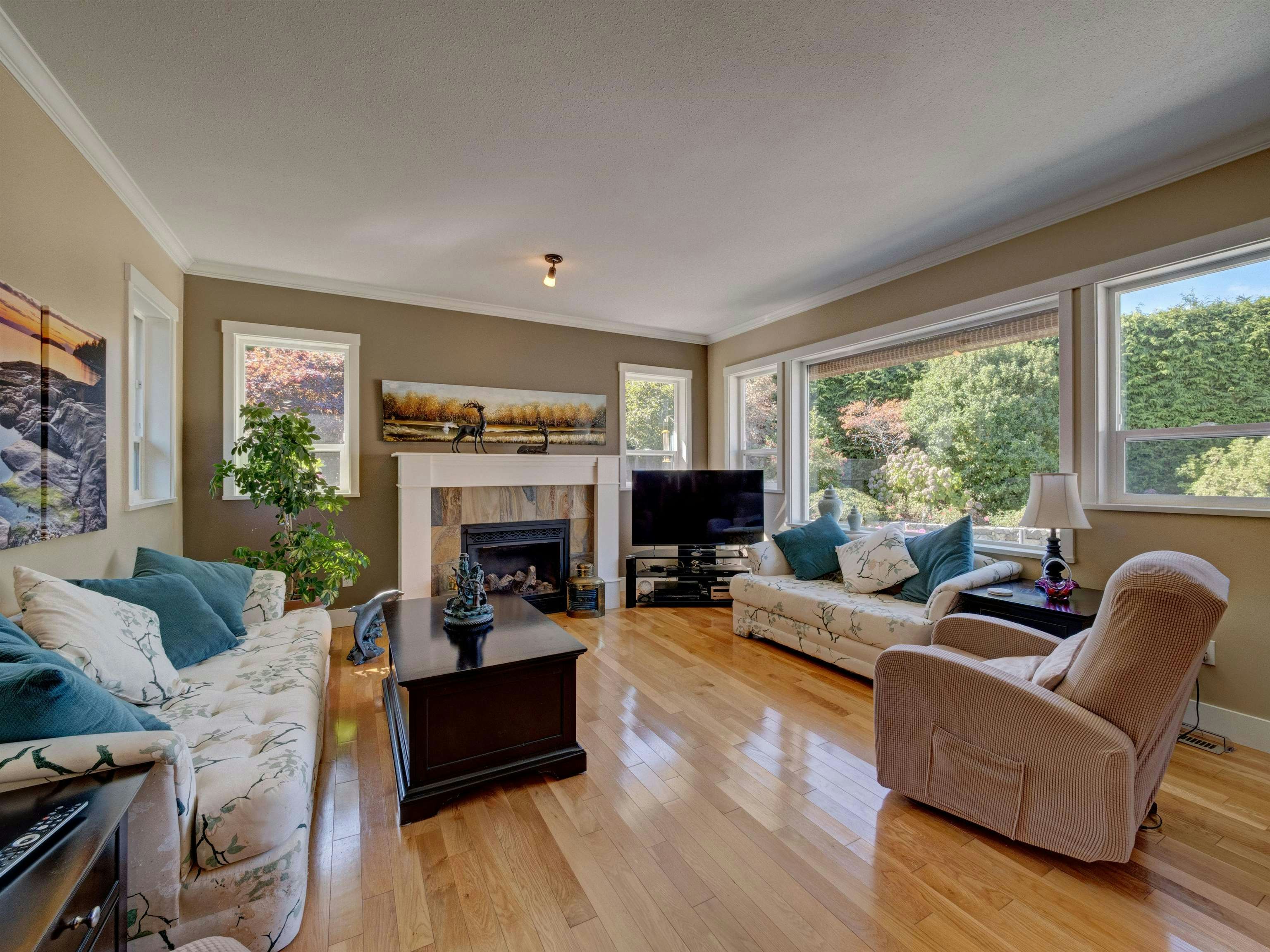 6388 Piper Place, Sechelt, BC, V7Z 0L1 - 14
