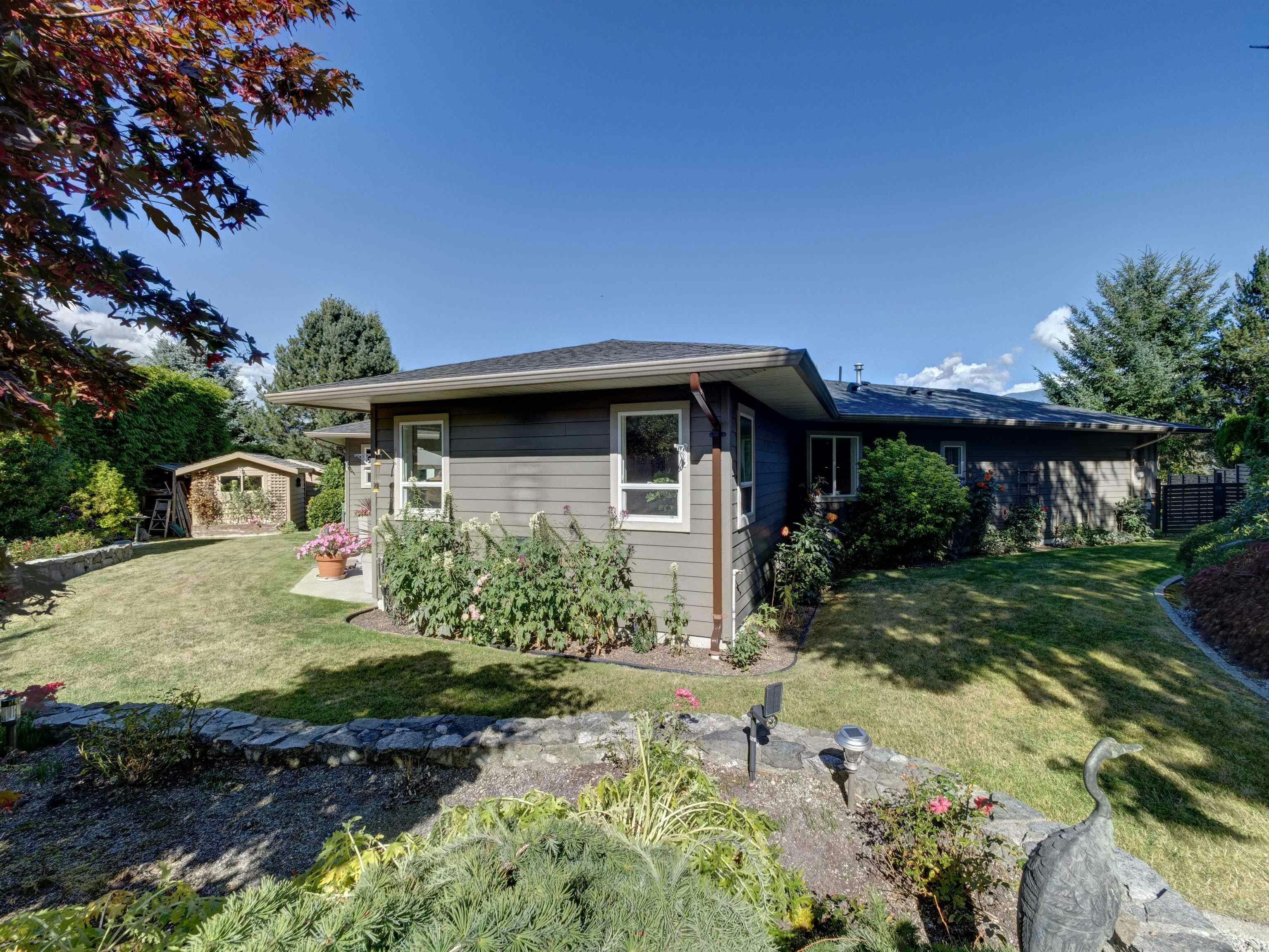 6388 Piper Place, Sechelt, BC, V7Z 0L1 - 11