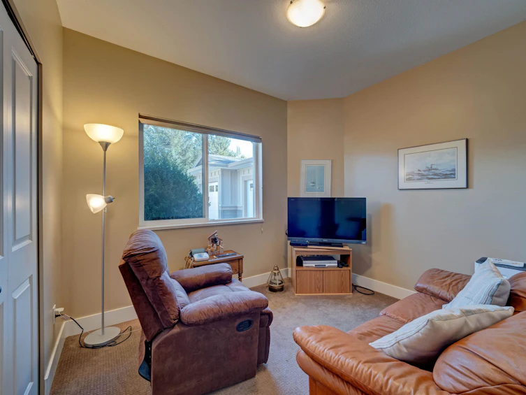 6388 Piper Place, Sechelt, BC, V7Z 0L1 - 29
