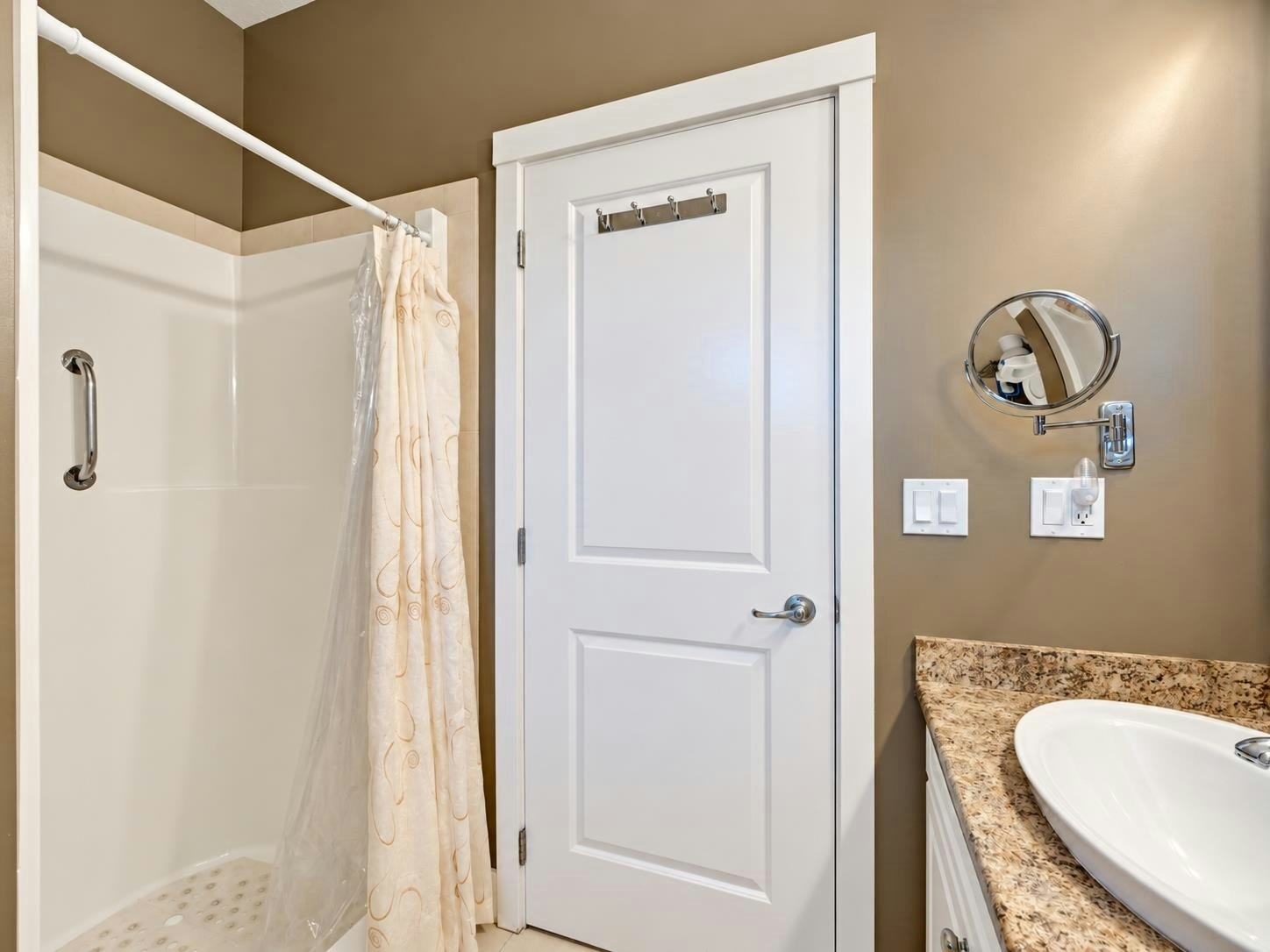 6388 Piper Place, Sechelt, BC, V7Z 0L1 - 27