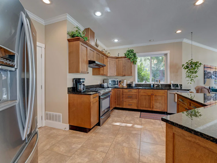 6388 Piper Place, Sechelt, BC, V7Z 0L1 - 18