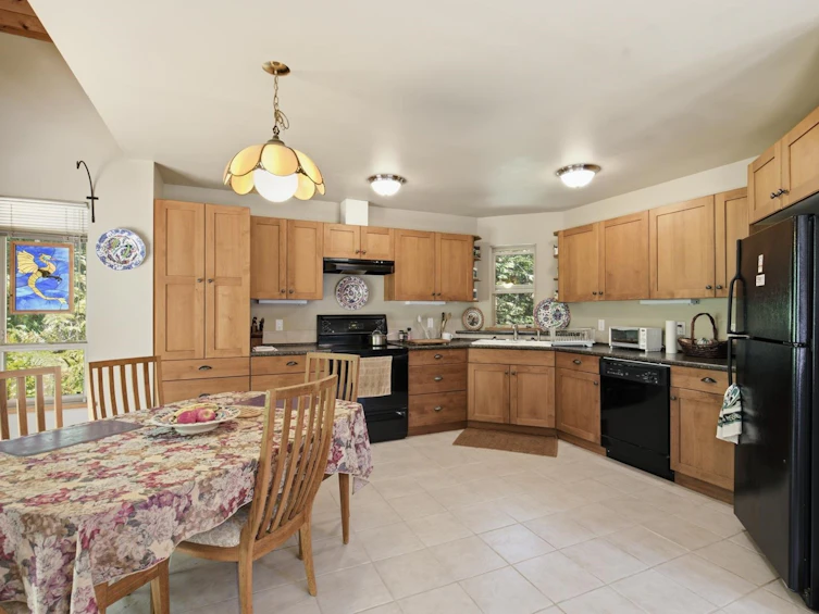 5280 Bear Bay Road, Pender Harbour Egmont, BC, V0N 1S1 - 7