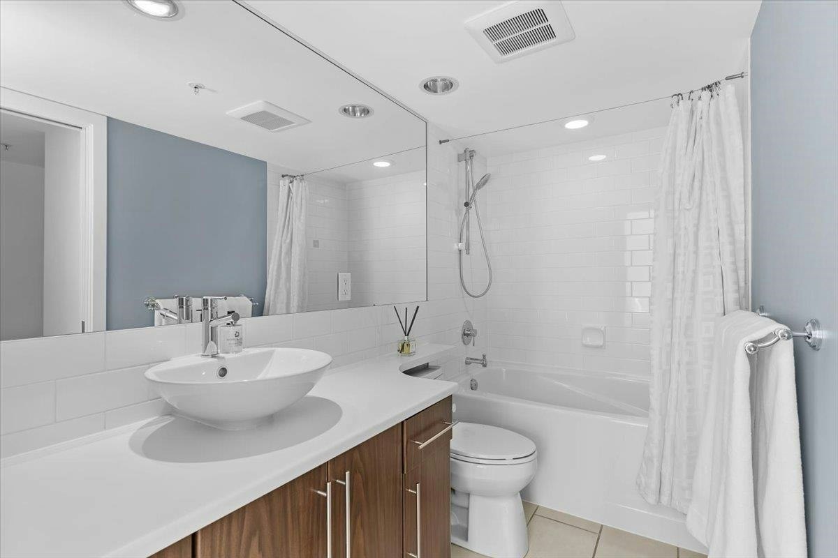 2303-1225 Richards Street, Vancouver, BC, V6B 1E6 - 25