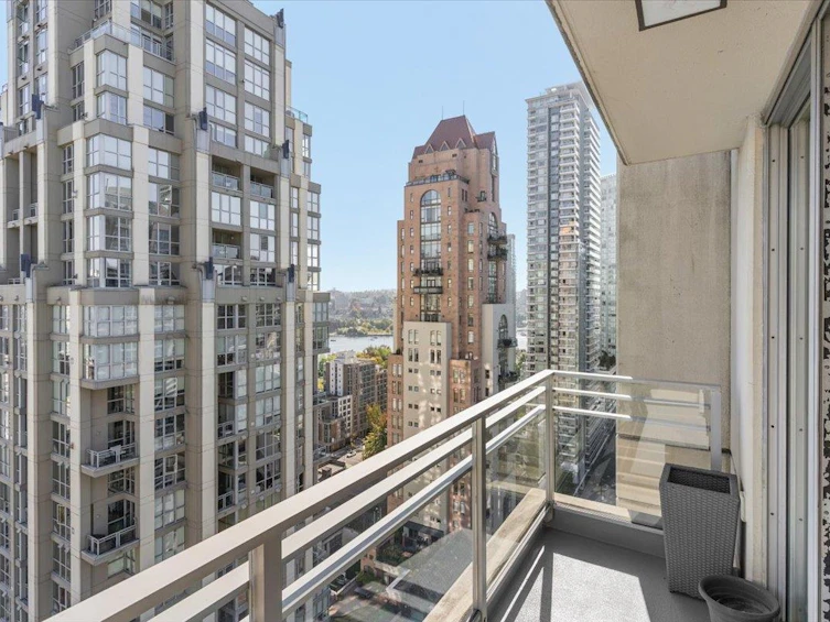 2303-1225 Richards Street, Vancouver, BC, V6B 1E6 - 16
